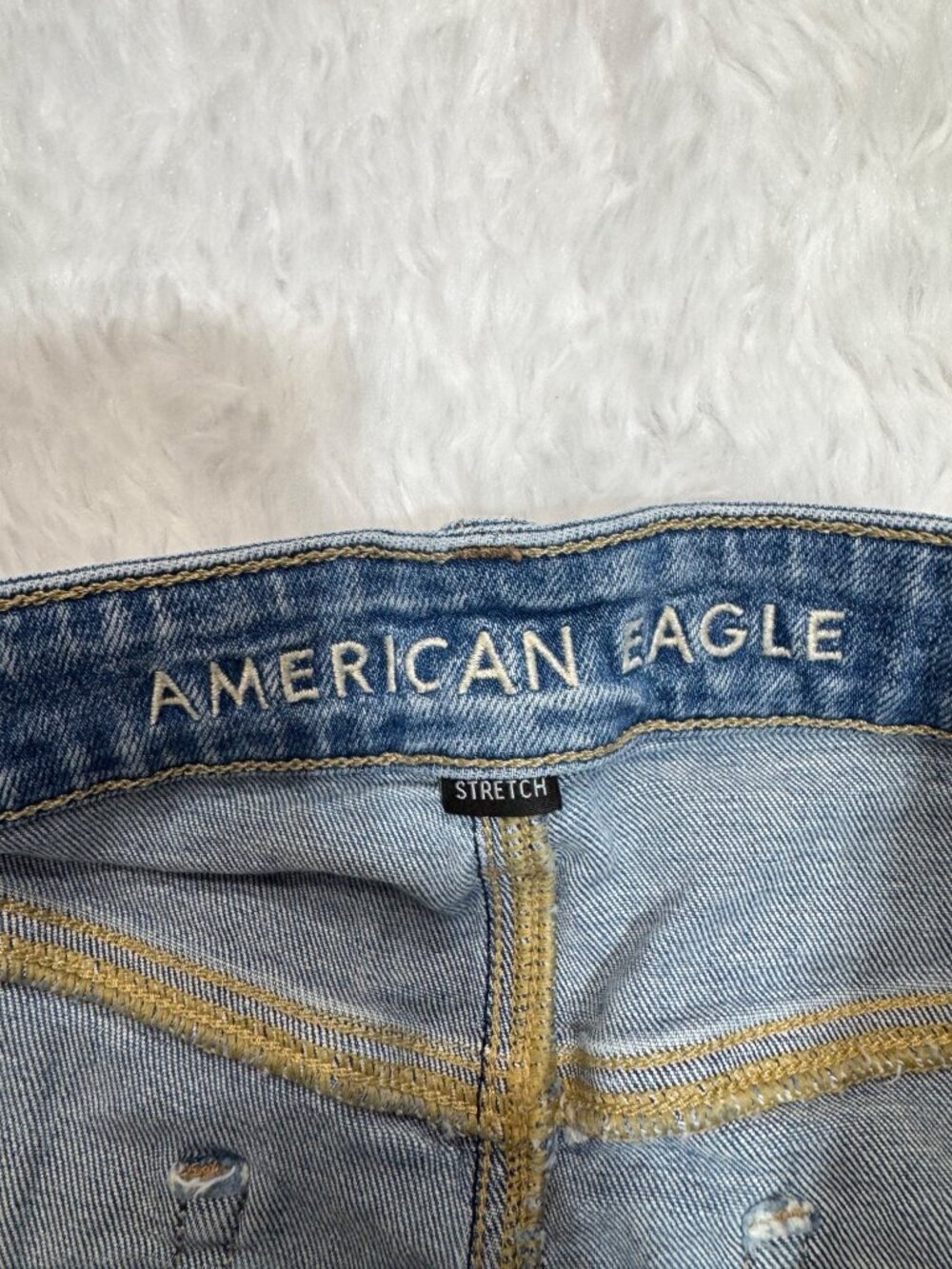 American Eagle Hi-Rise Shortie Distressed Denim Jean Shorts Classic Ripped 14 - Picture 5 of 7